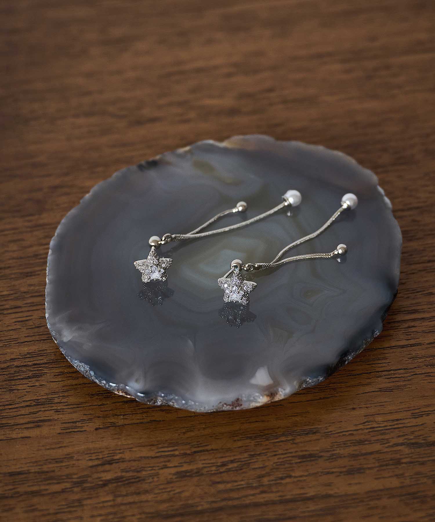 【当日発送】スタービジュードロップラインピアス