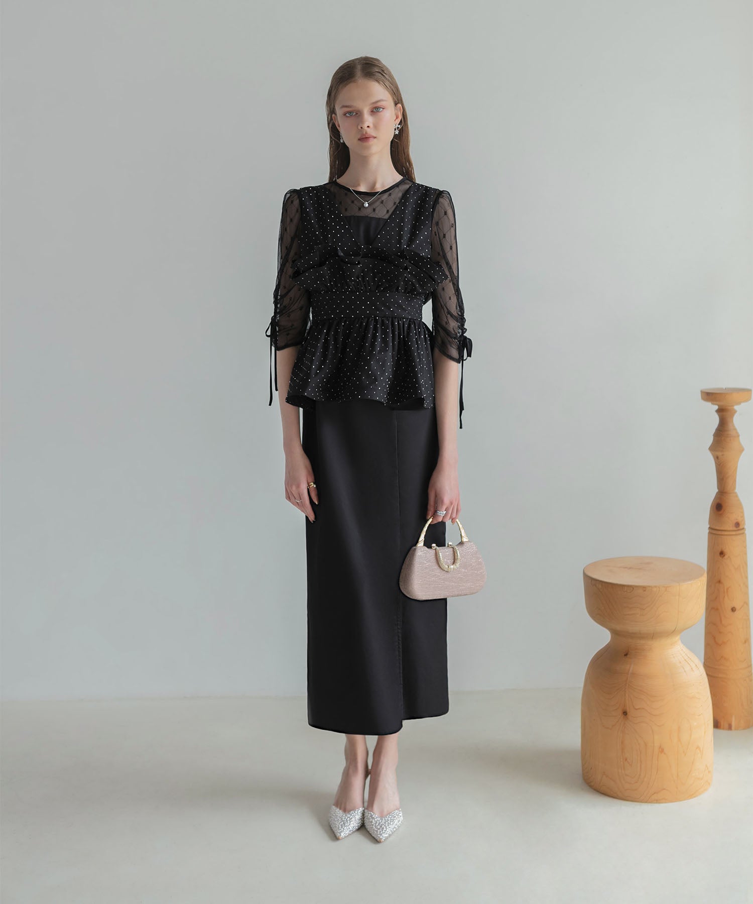 【新品タグ付】レジャ 黒　ドットペプラムチュールドレス　オケージョン　結婚式 当日発送】ドットストーンペプラムチュールワンピース結婚式ドレス