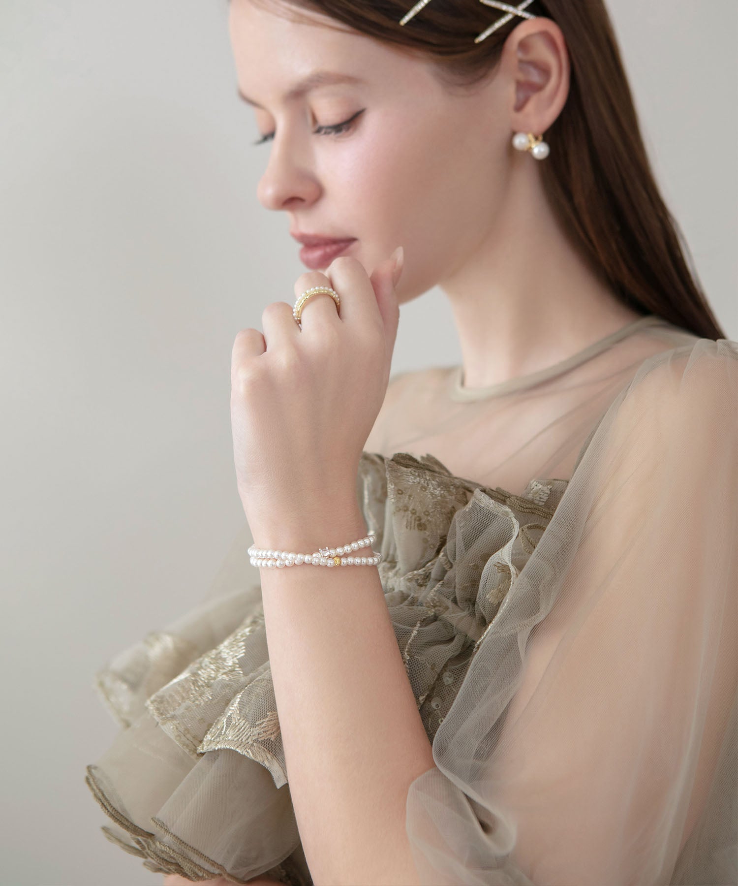 【当日発送】パールラインストーンスリムブレスレット