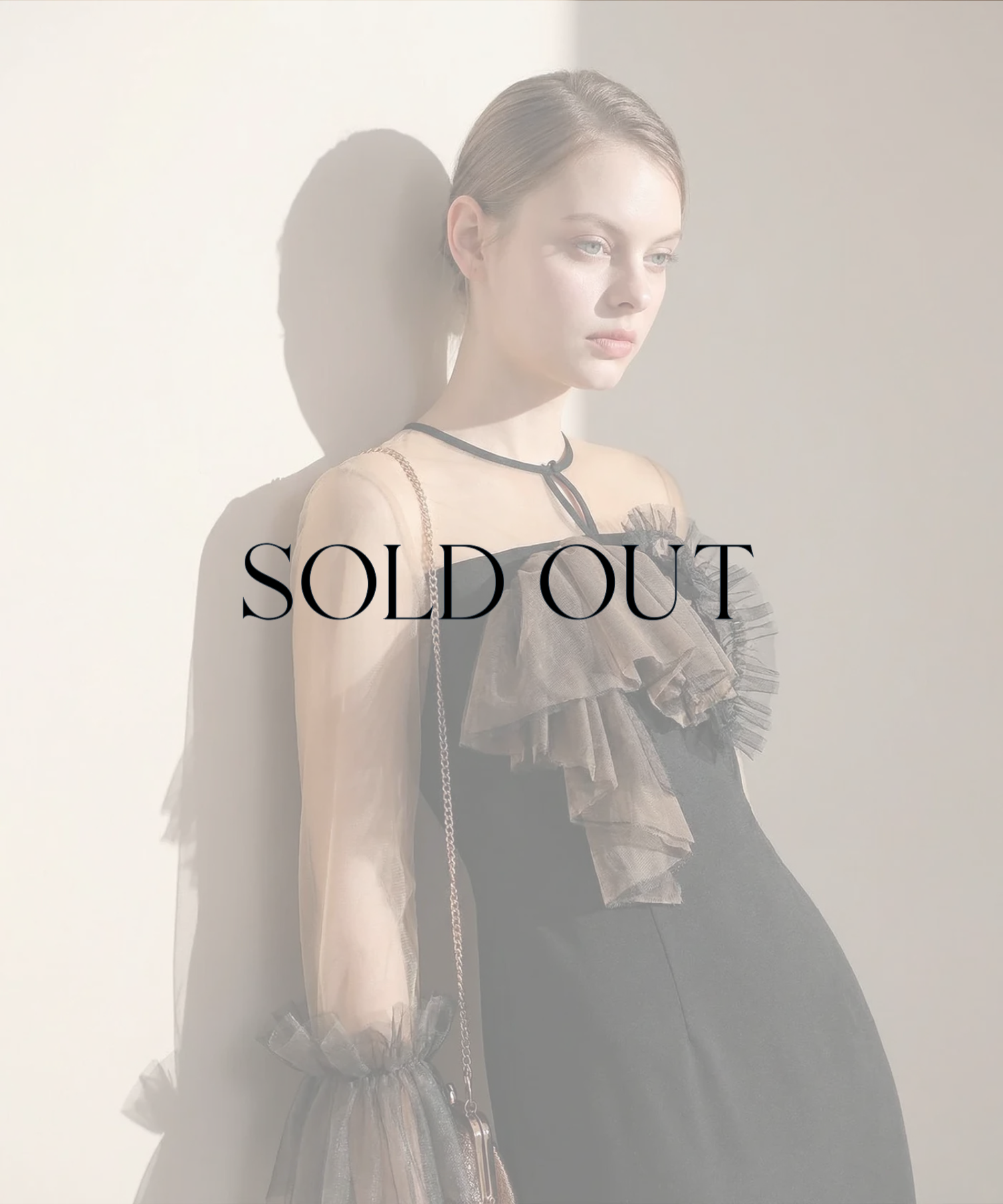【SOLD OUT】チュールフリルスリーブIラインワンピースドレス