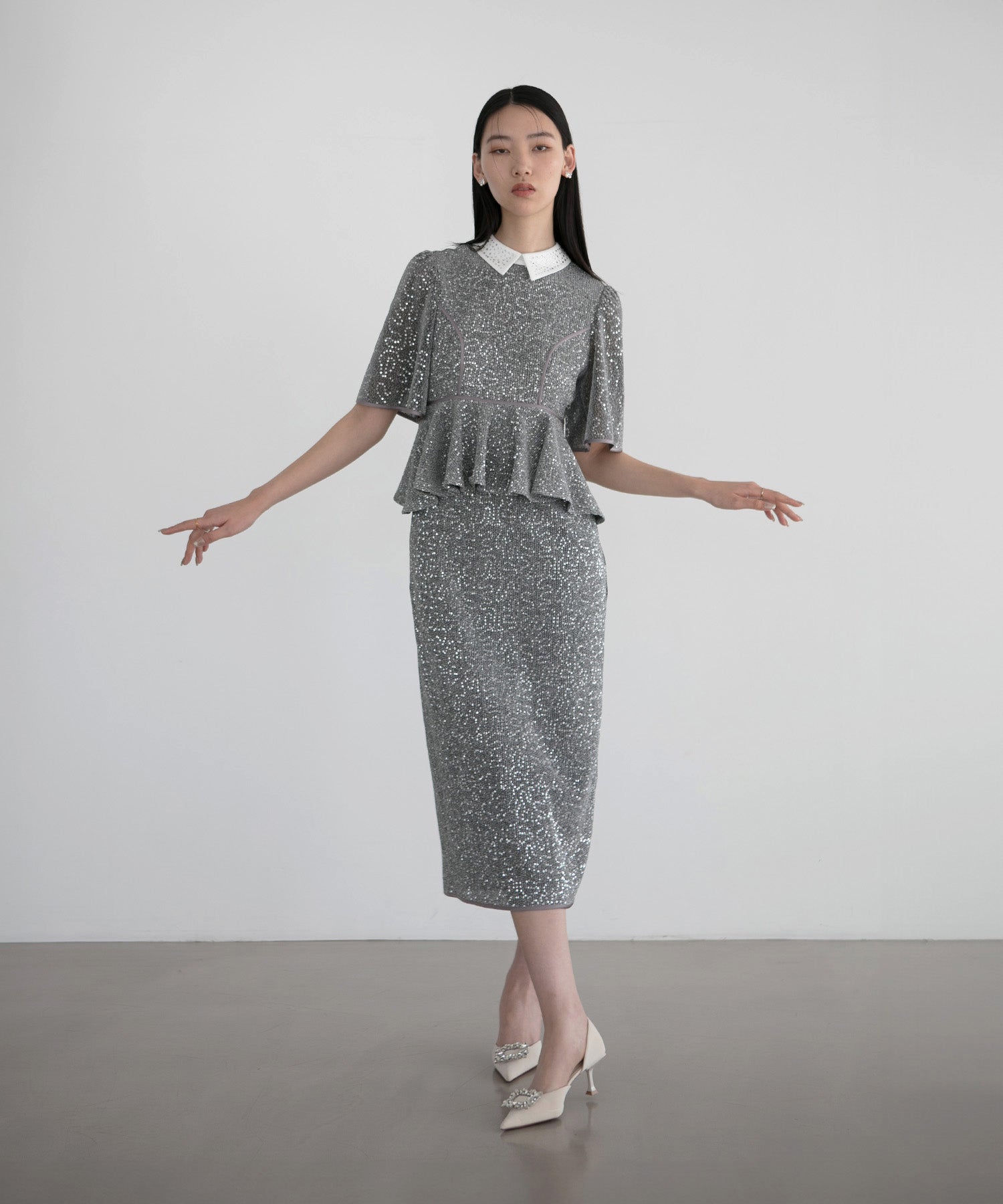 25' SPRING LOOK BOOK